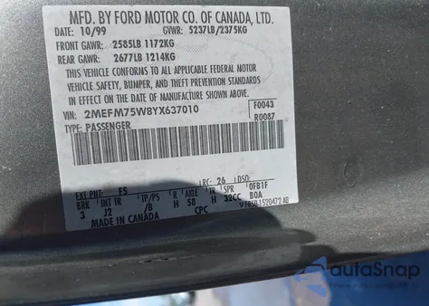 2000 Mercury Grand Marquis Ls z USA, uszkodzony, nr VIN 2MEFM75W8YX637010